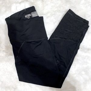 Victoria’s Secret Knockout Capri